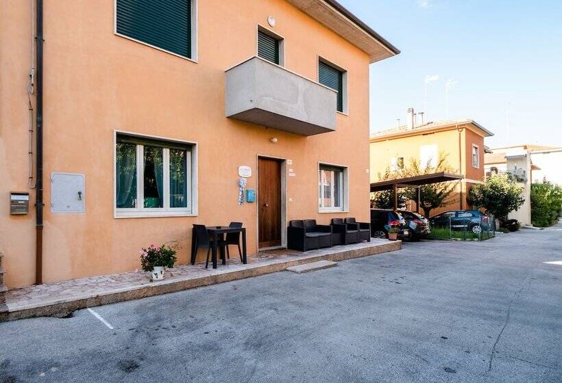 پانسیون Casa Mafalda Rooms, Friends And More Affittacamere Guest House