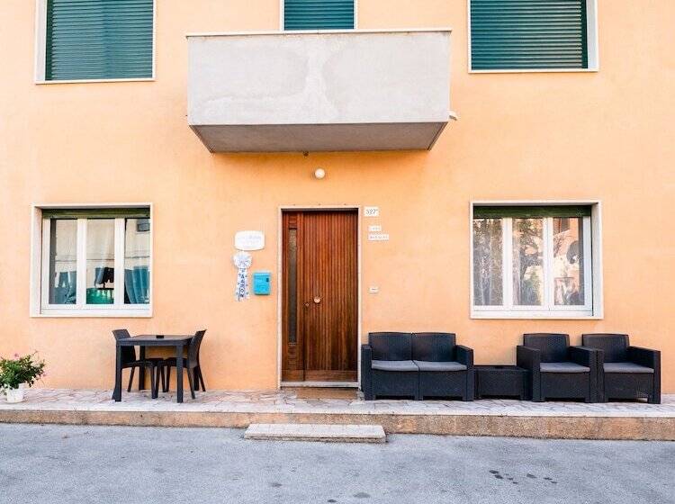 پانسیون Casa Mafalda Rooms, Friends And More Affittacamere Guest House