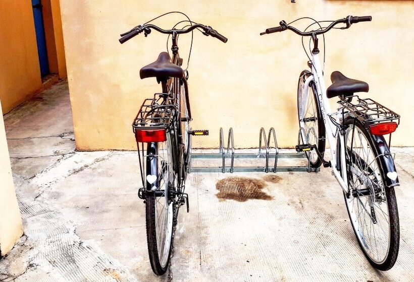 پانسیون Casa Mafalda Rooms, Friends And More Affittacamere Guest House