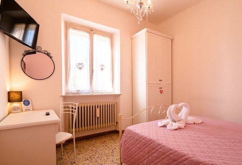 پانسیون Casa Mafalda Rooms, Friends And More Affittacamere Guest House