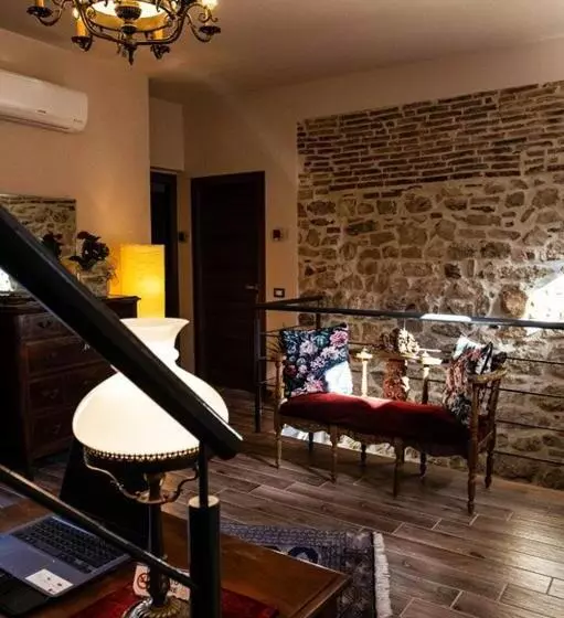 Majatalo Il Carro Comfortable Rooms