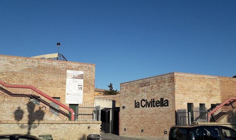 تختخواب و صبحانه Abruzzo Mare E Monti