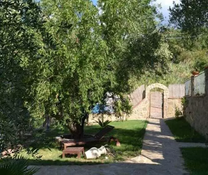 Aamiaismajoitus (B&B) Antica Dimora Palinuro