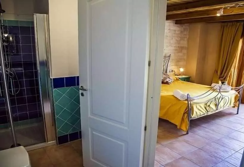 Aamiaismajoitus (B&B) Antica Dimora Palinuro