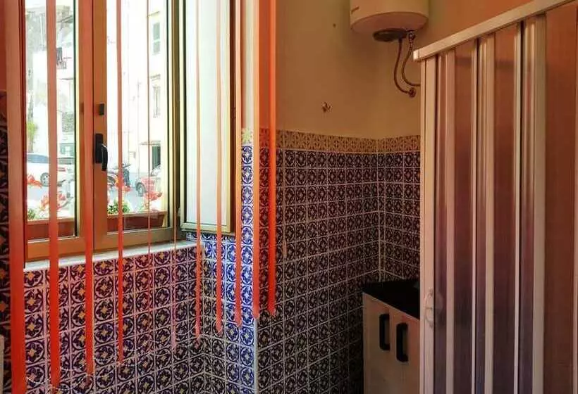 Aamiaismajoitus (B&B) Port Village Vesuvius