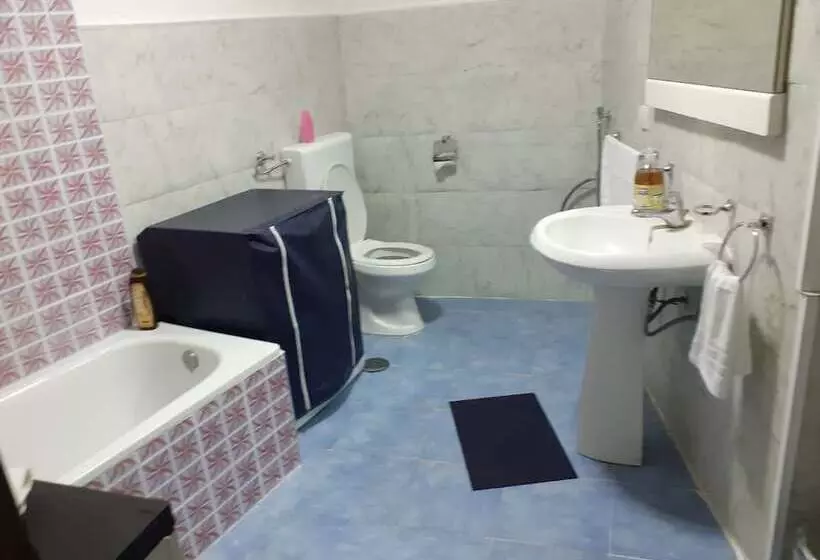 Aamiaismajoitus (B&B) Port Village Vesuvius