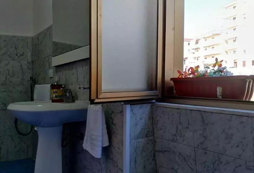 Aamiaismajoitus (B&B) Port Village Vesuvius