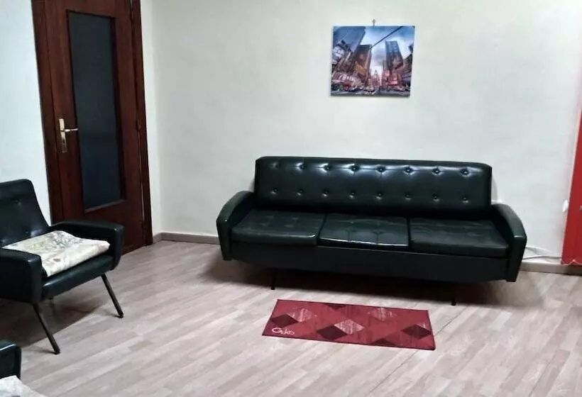 Aamiaismajoitus (B&B) Port Village Vesuvius