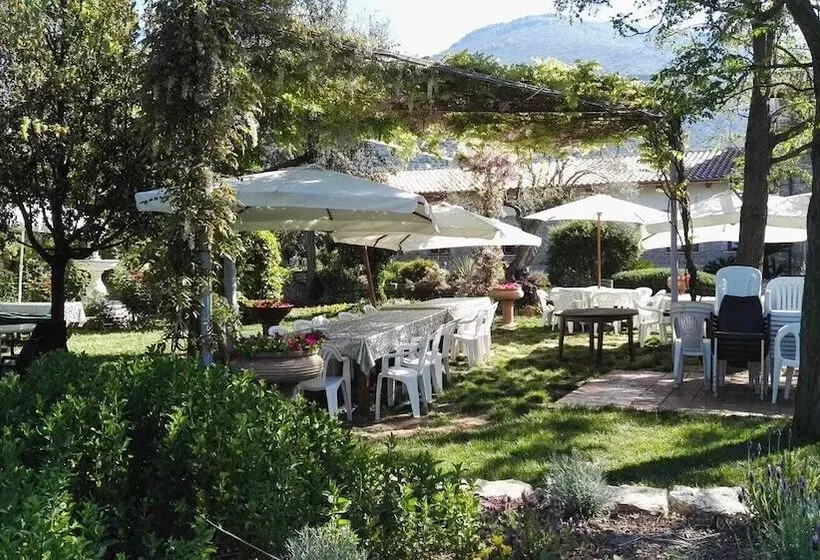 Aamiaismajoitus (B&B) Tenuta Le Pantanelle