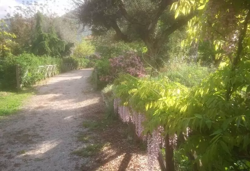 Aamiaismajoitus (B&B) Tenuta Le Pantanelle