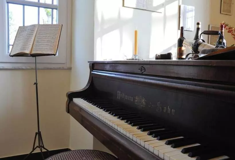 ベッドアンドブレックファースト Villa Eugenia