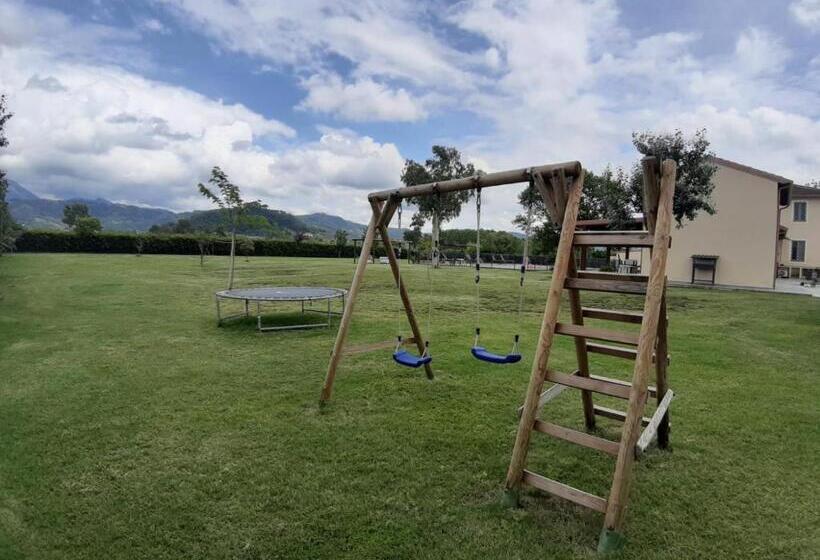 مبيت وإفطار Vistalago Versilia