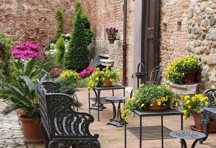 فندق فئة نجمة واحدة Castello Santarcangelo Di Romagna