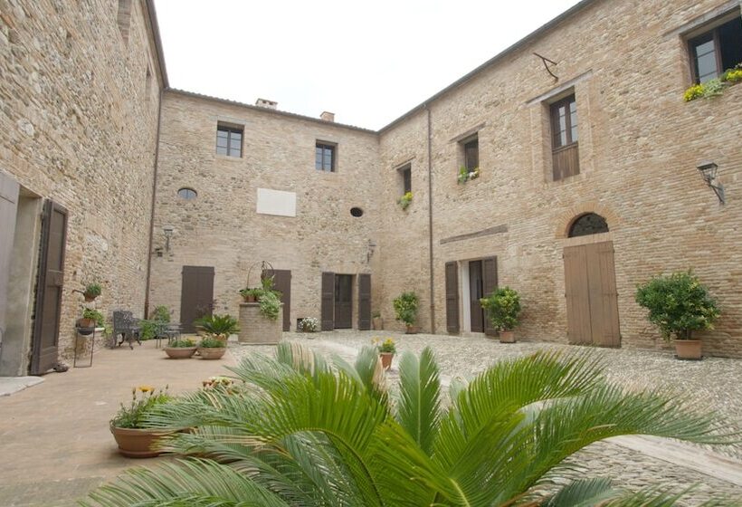 فندق فئة نجمة واحدة Castello Santarcangelo Di Romagna