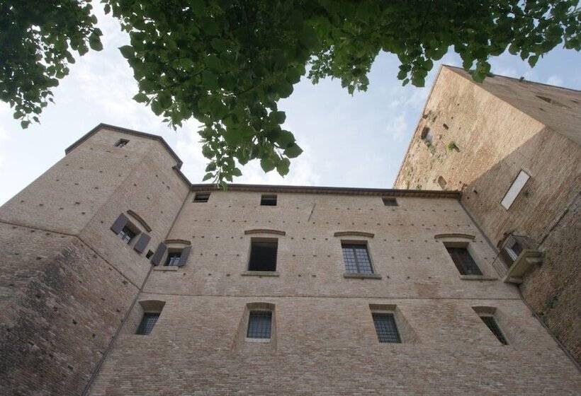فندق فئة نجمة واحدة Castello Santarcangelo Di Romagna