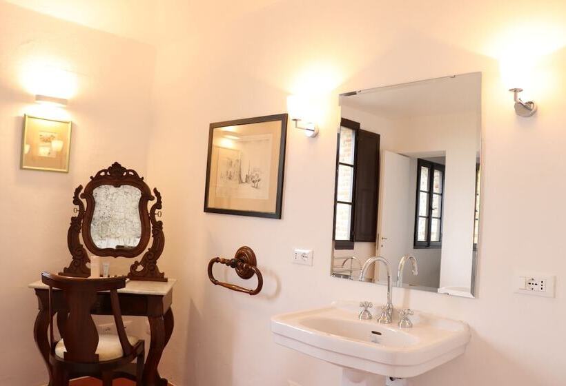 فندق فئة نجمة واحدة Castello Santarcangelo Di Romagna