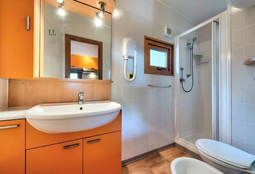 Hotelli Camping Village Mareblu