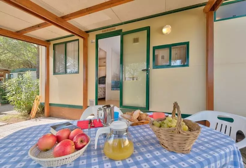 Hotelli Camping Village Mareblu