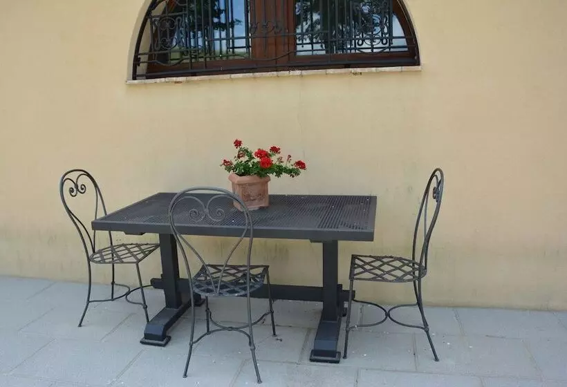 Maaseutuhotelli Agriturismo Le Case