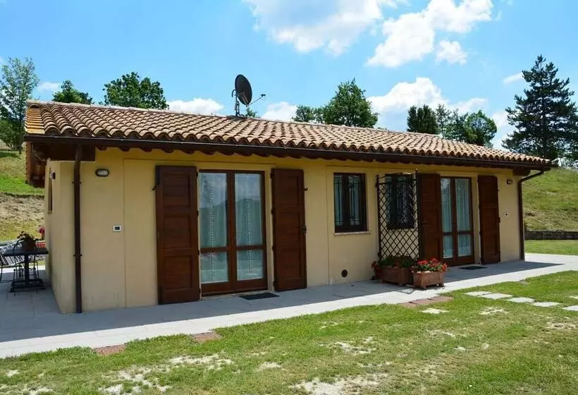 Maaseutuhotelli Agriturismo Le Case