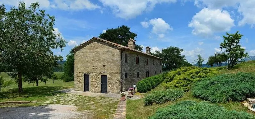 Maaseutuhotelli Agriturismo Le Case