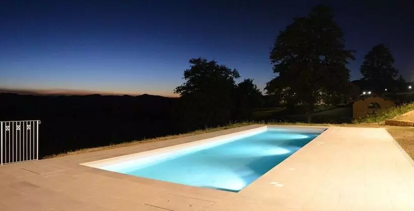 Maaseutuhotelli Agriturismo Le Case