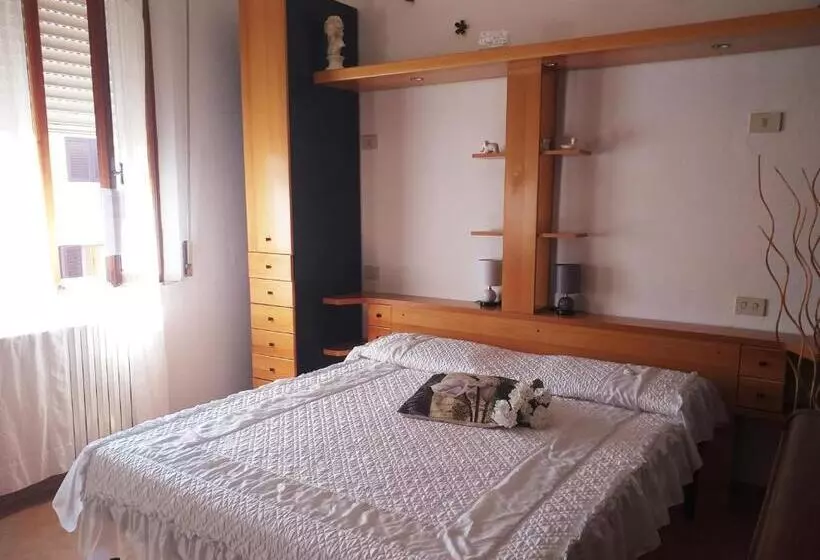 پانسیون Guest House Edera