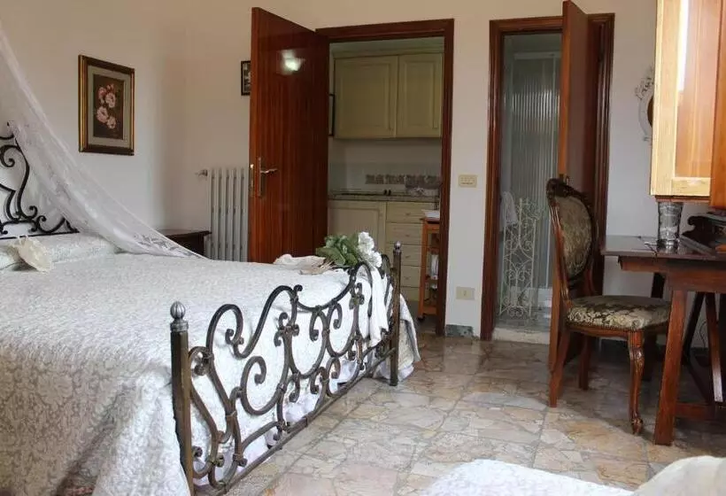 پانسیون Guest House Edera