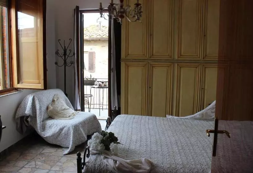 پانسیون Guest House Edera