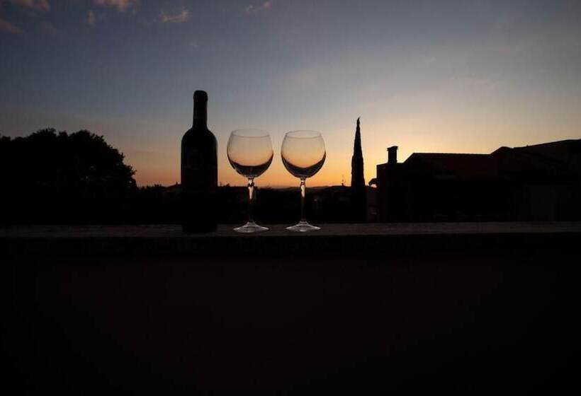 بنسيون La Dimora Dei Tribbi