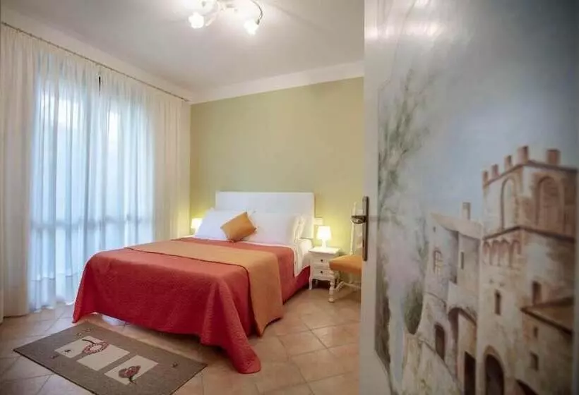 ペンション La Dimora Dei Tribbi