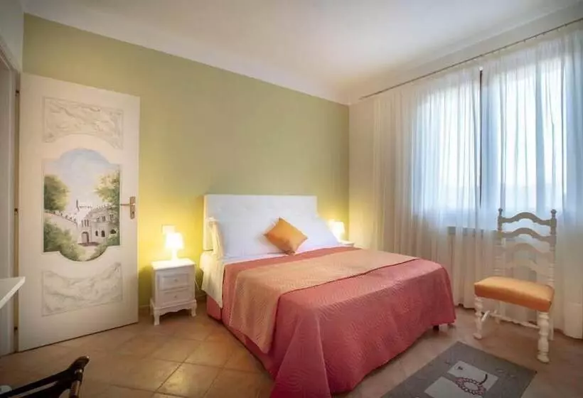 ペンション La Dimora Dei Tribbi