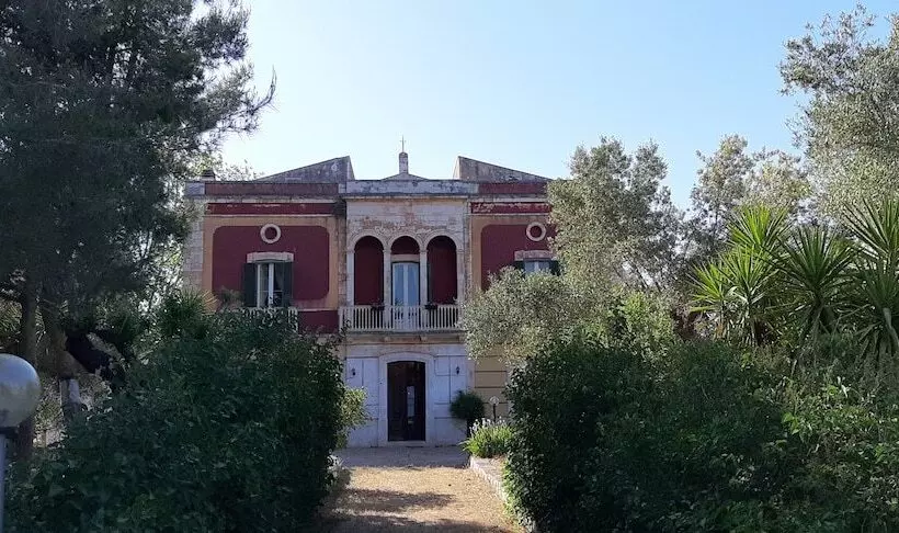 پانسیون Masseria Dell 800