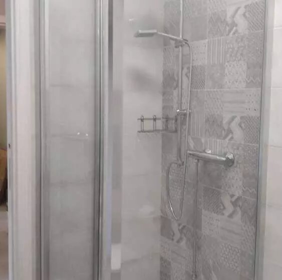 پانسیون Pretty Tiburtina Room