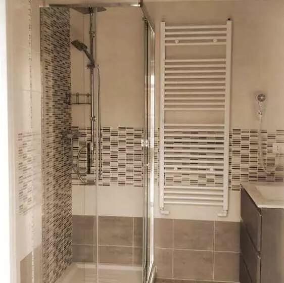 پانسیون Pretty Tiburtina Room