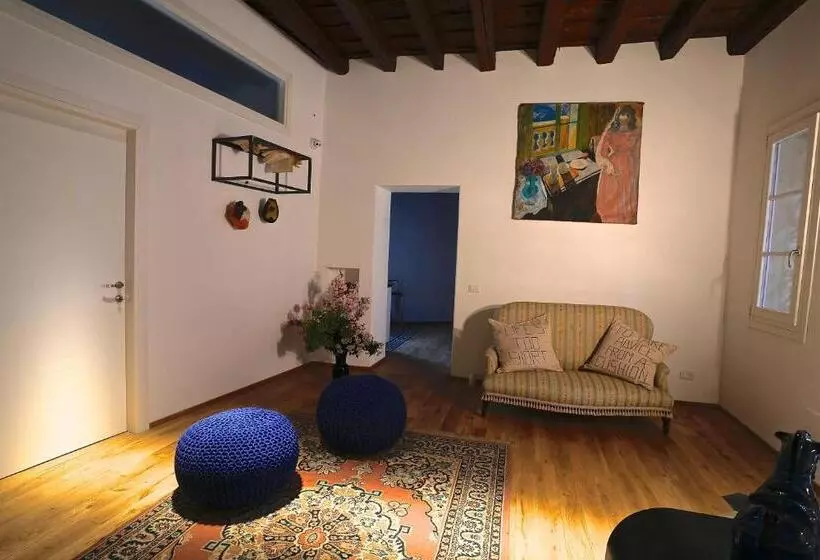 Majatalo Villa De  Giacomi