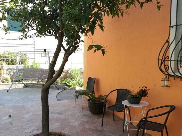 تختخواب و صبحانه Bellavista