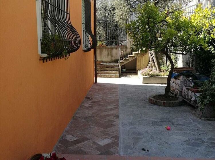 تختخواب و صبحانه Bellavista