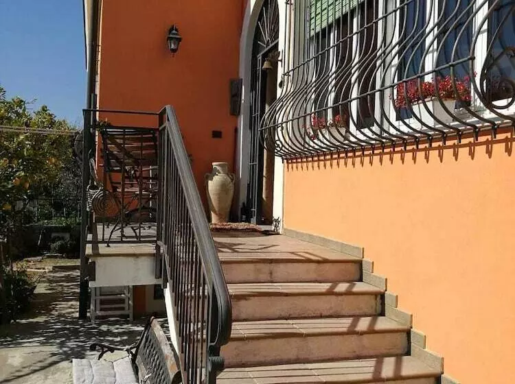 تختخواب و صبحانه Bellavista