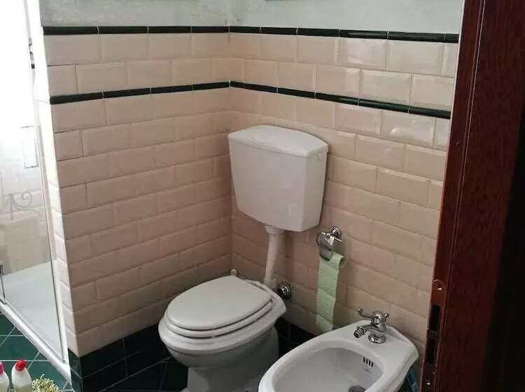 تختخواب و صبحانه Bellavista