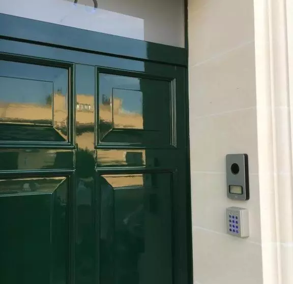 Aamiaismajoitus (B&B) Luci Del Salento Guest House