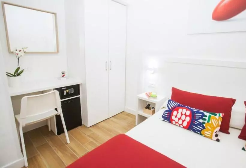 Aamiaismajoitus (B&B) Mediterranean Rooms