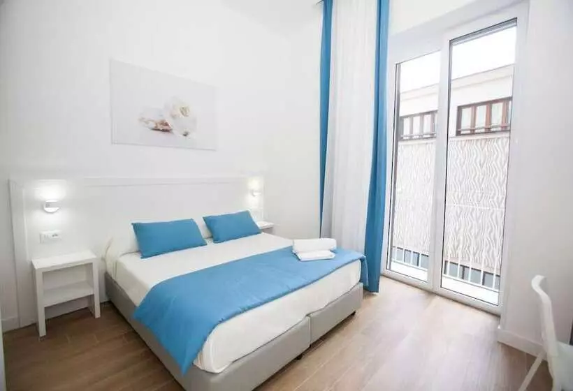 Aamiaismajoitus (B&B) Mediterranean Rooms