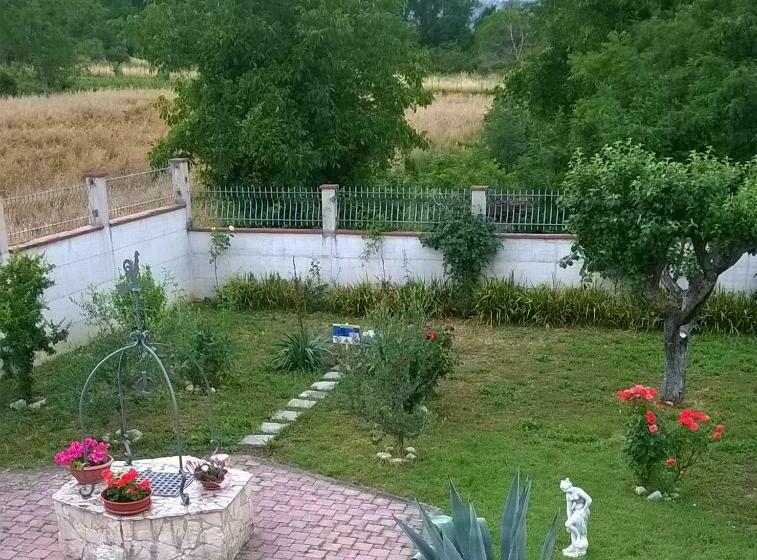 ベッドアンドブレックファースト Mela__bii