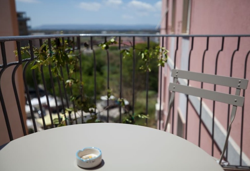 민박 Prometeo Rooms