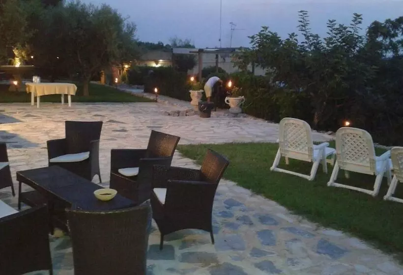 تختخواب و صبحانه Vento Del Sud