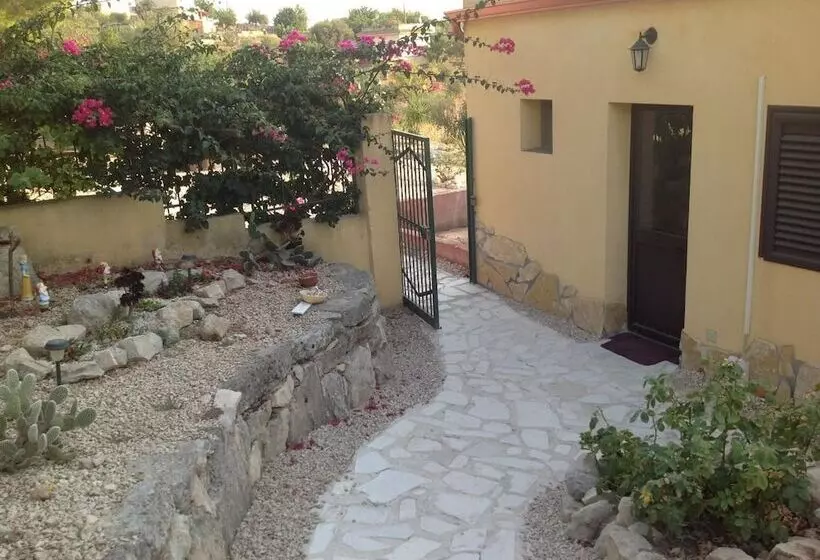 تختخواب و صبحانه Vento Del Sud