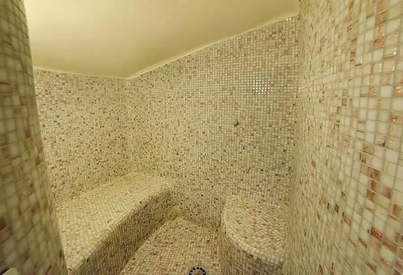 Aamiaismajoitus (B&B) Villa Lupo