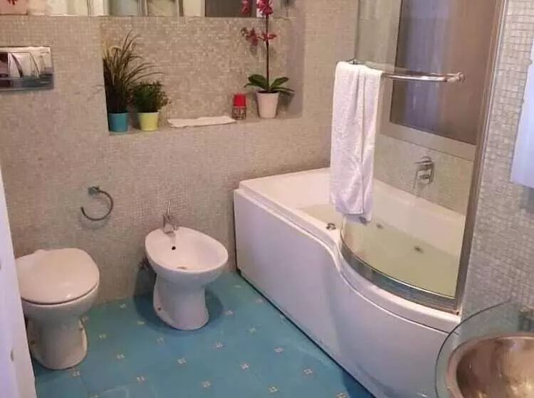 Aamiaismajoitus (B&B) Villa Lupo