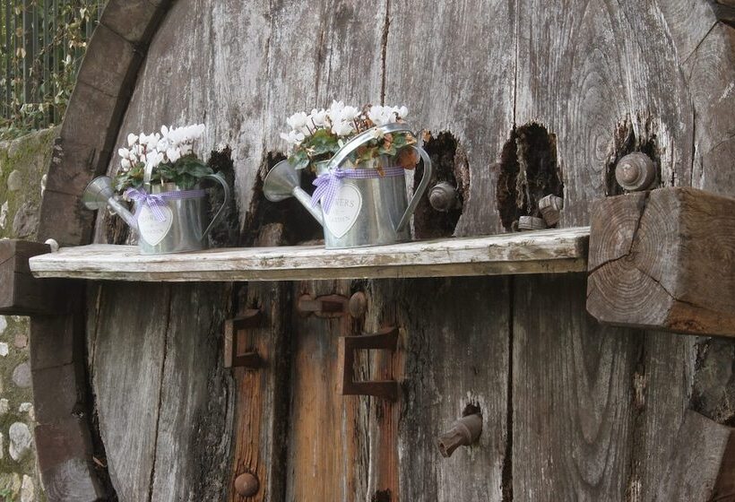 Сельский отель Agriturismo Cascina Crocelle